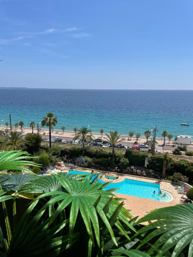 By Neptune - La Palme Riviera *
