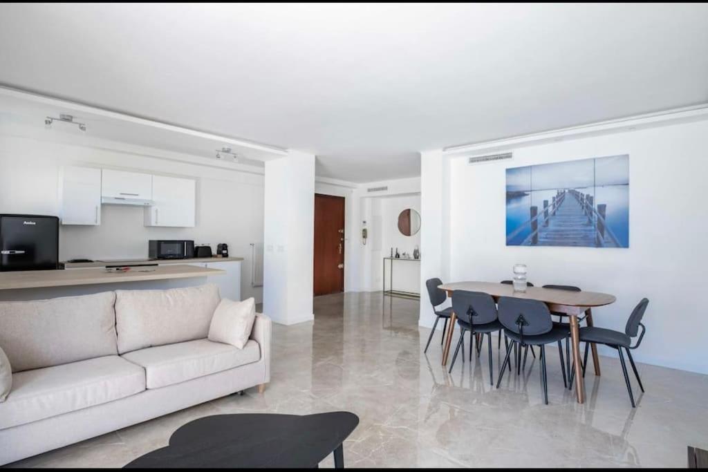 Centre Avec Parking Prive Gratuit Sur Place Cannes