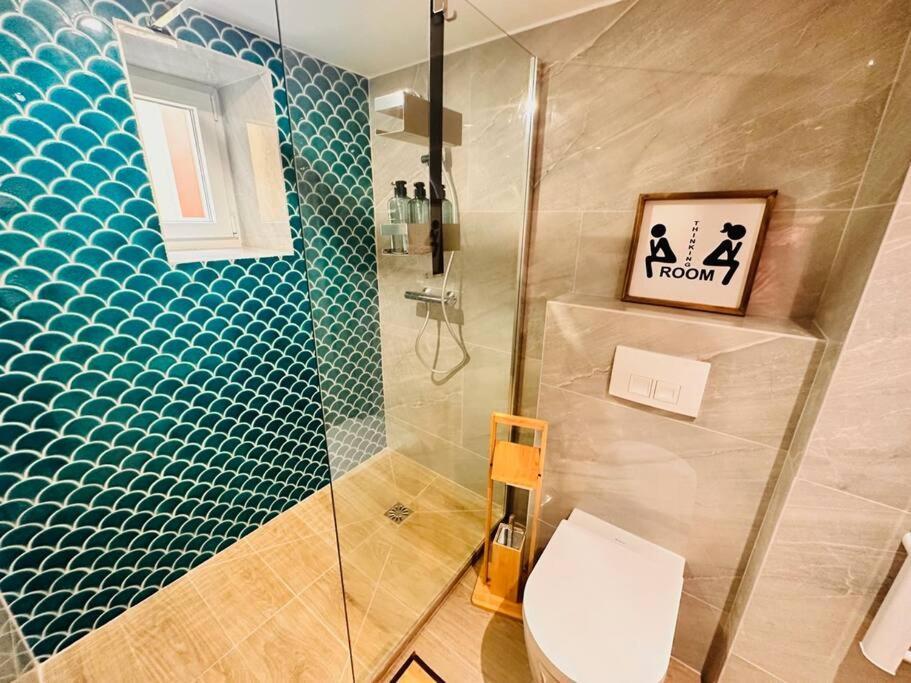 De Nana 2 - T2 Hypercentre, Rue Meynadier, Palais & Plage, Clim, Wifi