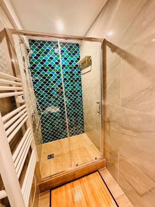 De Nana 4 - Hypercentre, Rue Meynadier, Palais & Plage, Clim, Wifi Apartment