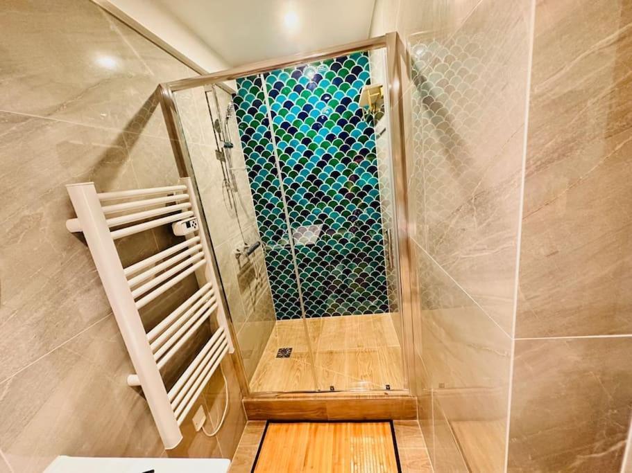 De Nana 4 - Hypercentre, Rue Meynadier, Palais & Plage, Clim, Wifi Apartment *