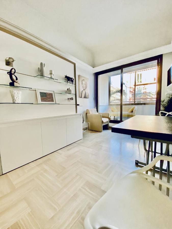 Cosygray512 Apartment