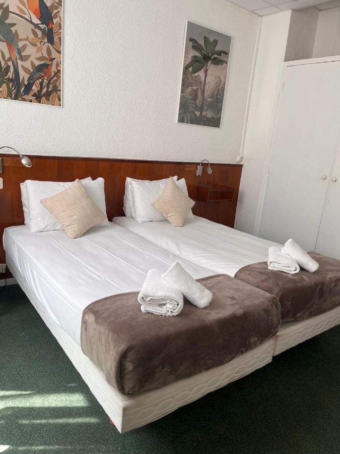 Azurene Royal Hotel