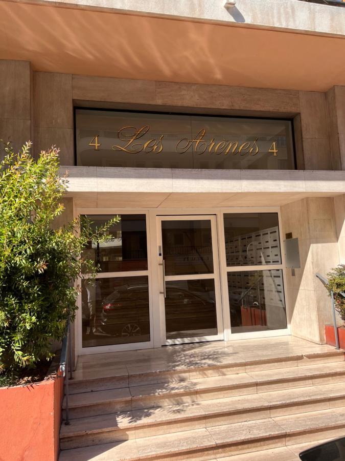 Les Arenes - Centre, 2 Pieces Recemment Renove De 45 M2 Avec Sa Terrasse De 10 M2 Cannes