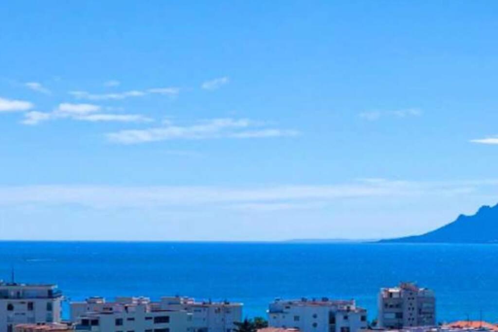 Penthouse 100m2 Avec 2 Et Terrasse 80m2