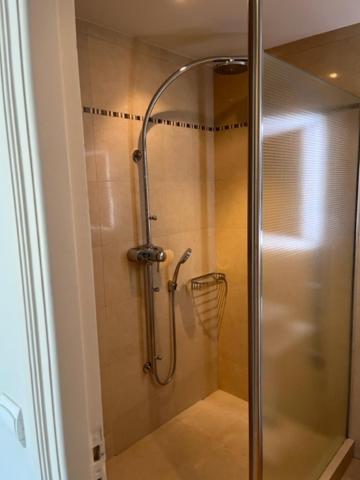 Apartment Penthouse 100m2 Avec 2 Et Terrasse 80m2