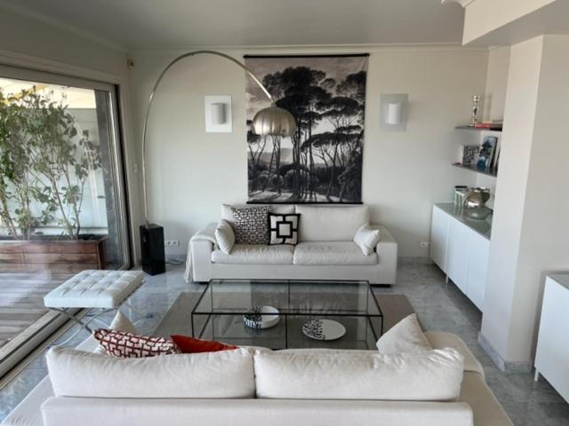 Apartment Penthouse 100m2 Avec 2 Et Terrasse 80m2 *