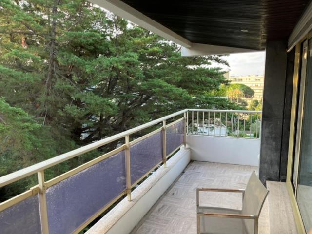 Penthouse 100m2 Avec 2 Et Terrasse 80m2 Apartment Cannes
