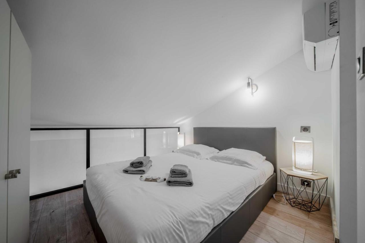 Charming For 4 People - Forville Market Apartment *