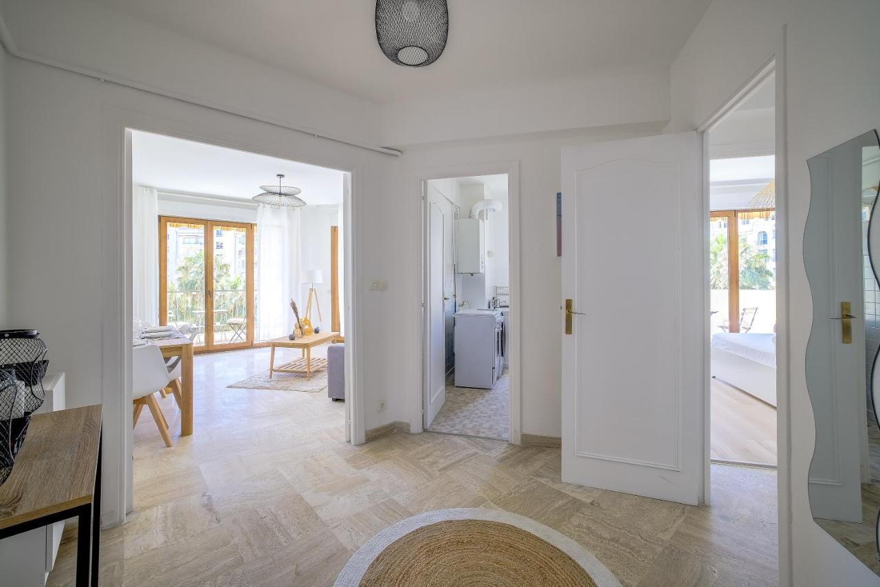 Apartment Sublime Two Bedroom With Parking & Terrace