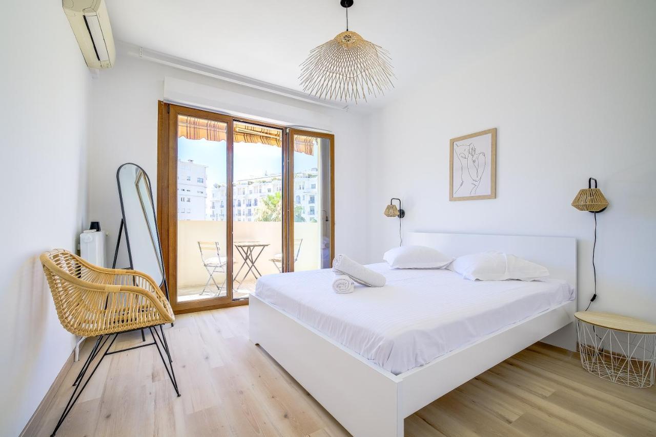 Sublime Two Bedroom With Parking & Terrace * Cannes