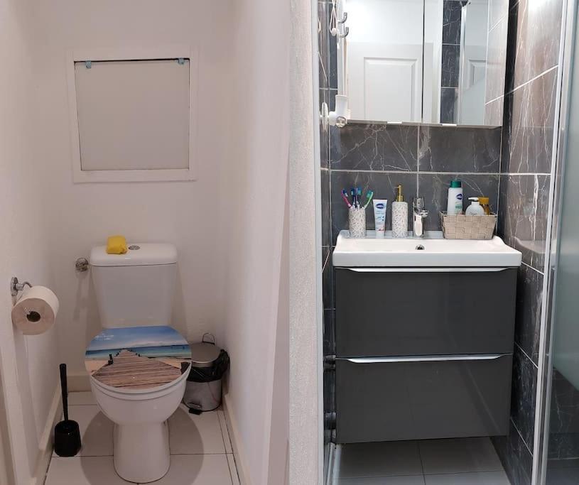 Wow* Mer/piscine/climat/parking Appartement