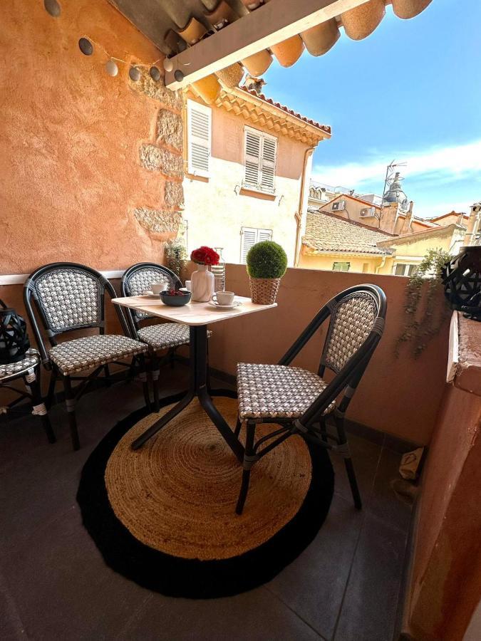 Luxury Of Approximately 40m2 With Terrace Apartment
