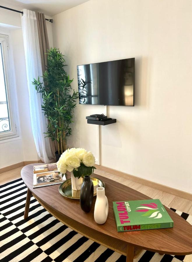 Apartment Luxury Of Approximately 40m2 With Terrace Cannes