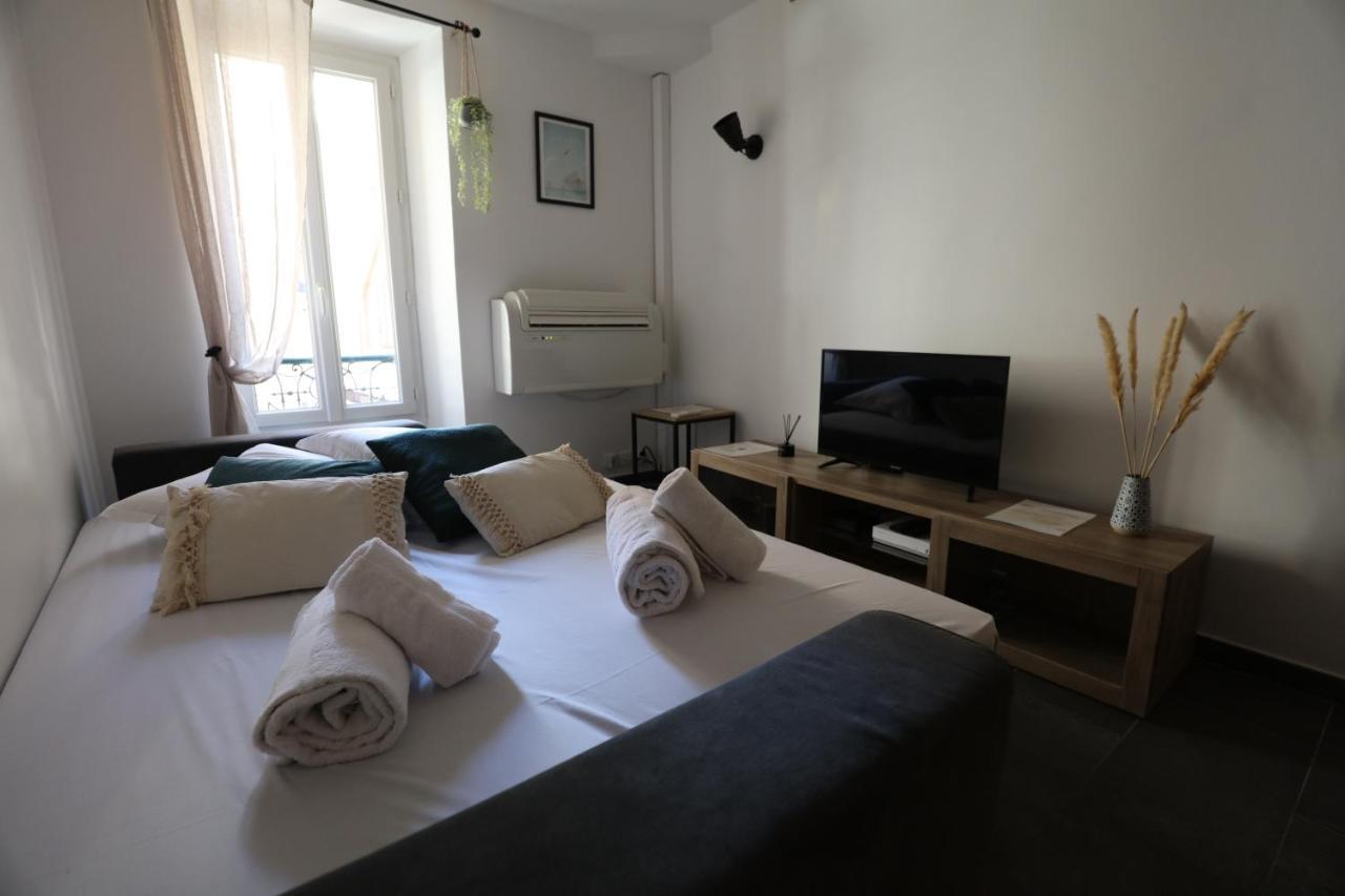 - 2 Pieces Refait A Neuf Palais Des Festivals - Croisette Cannes