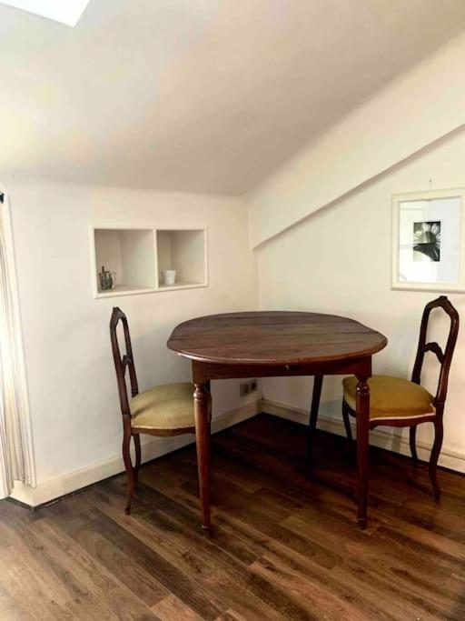 Studio Palais De Provence