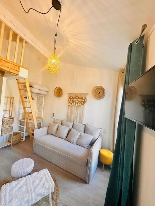 Apartment De Nana 10 - Hypercentre, Rue Meynadier, Palais & Plage, Clim, Wifi