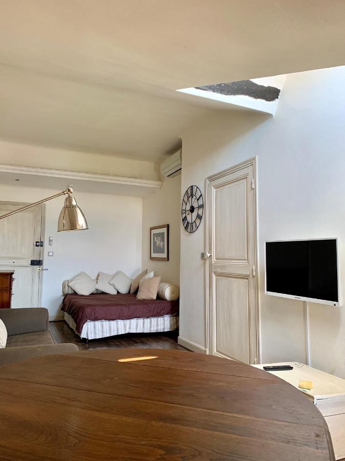Apartment Studio Palais De Provence *