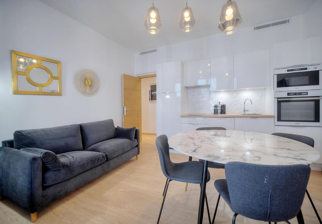 Superb Flat With 2 Bedrooms Near Palais Croisette 3p2 Cannes