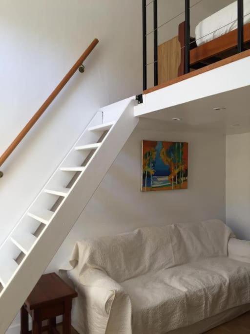Great Studio In Prestigious Building *