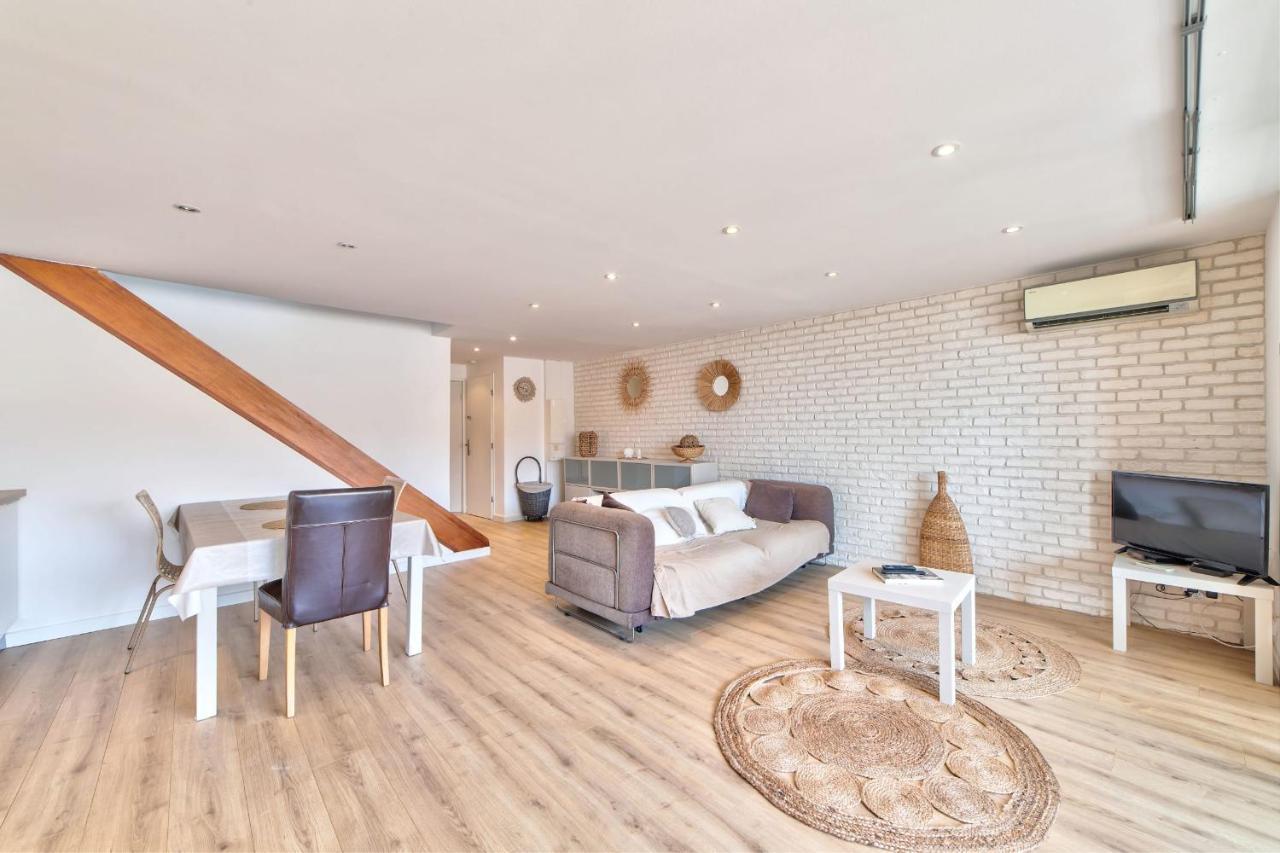 Apartment Felix Superb With Terace And Sea View