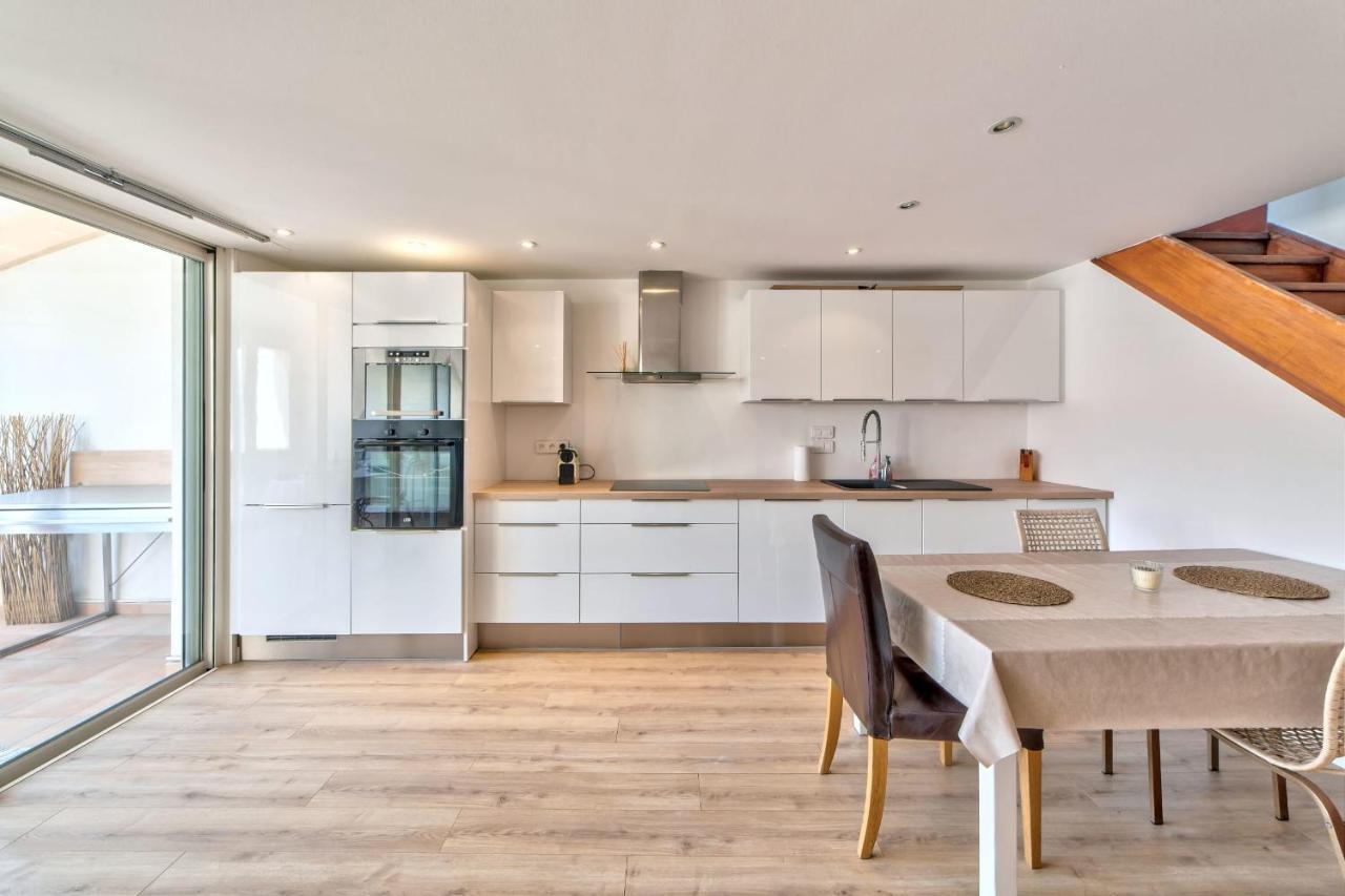 Felix Superb With Terace And Sea View Apartment *