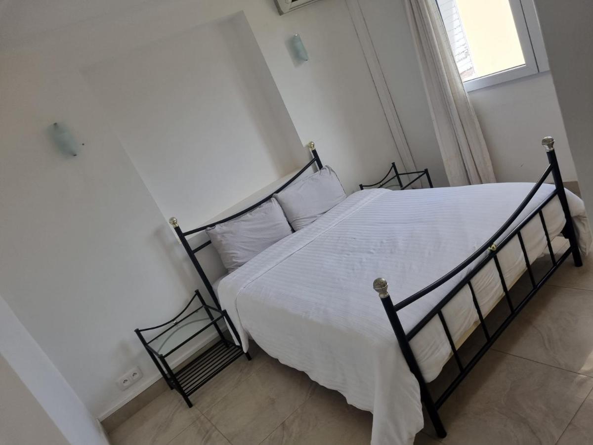 Au Quartier De Apartment *