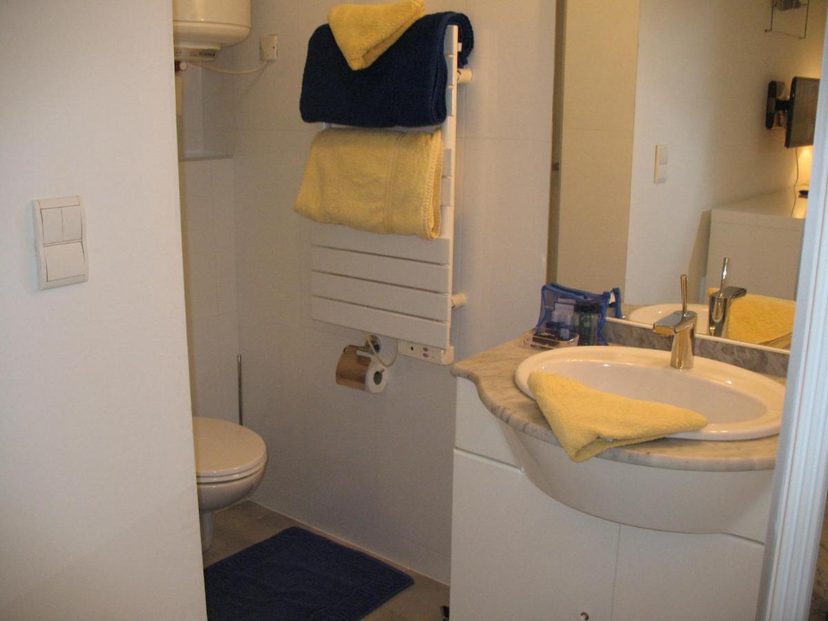 Studio Du Lac Apartment