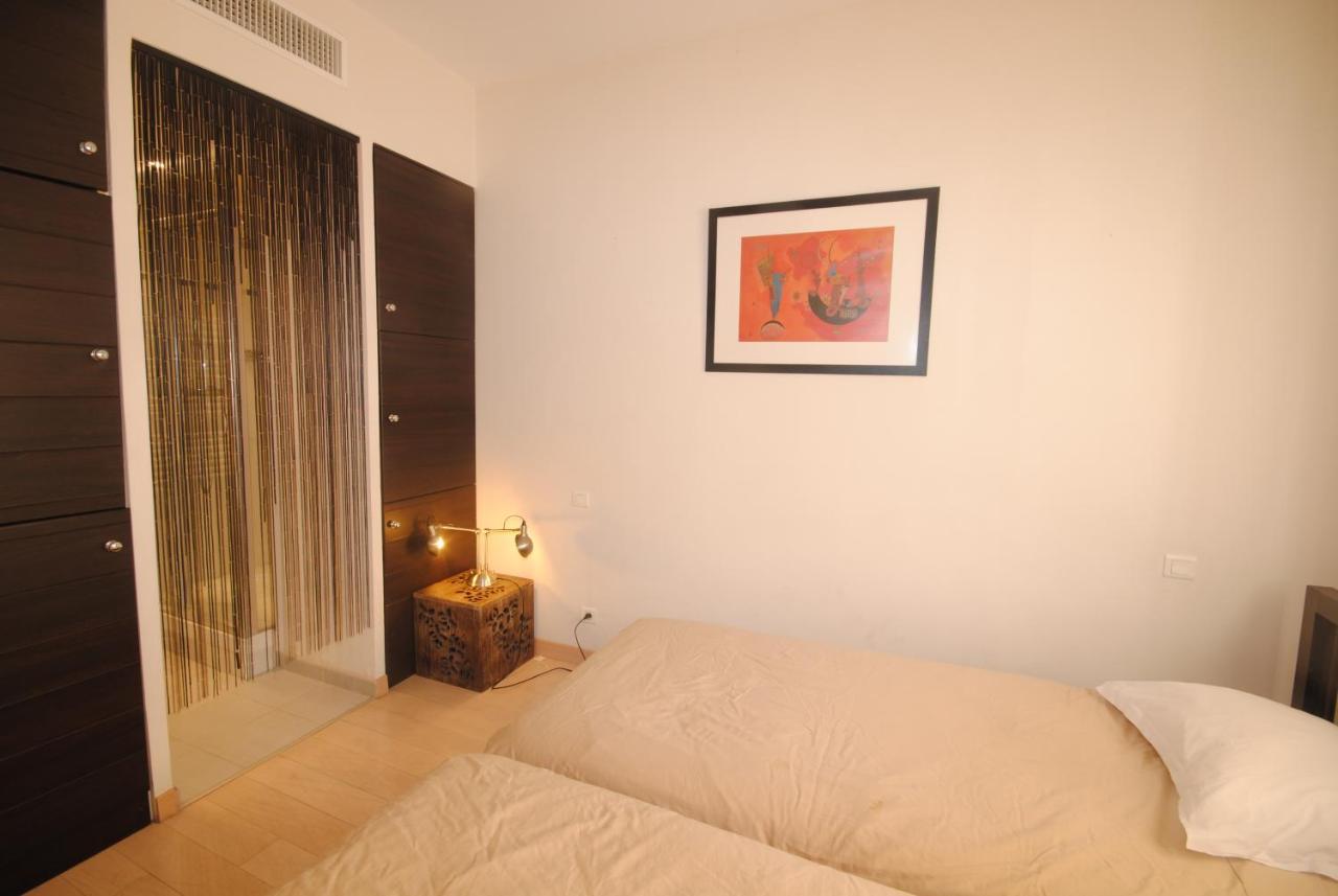 Grand Palais 4p Bob1309 Appartement