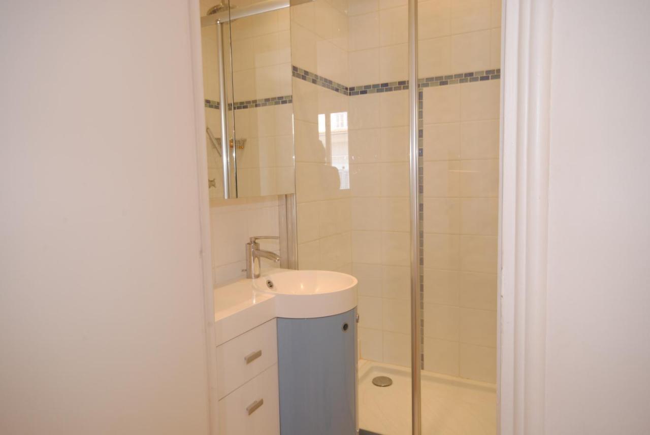 Grand Palais 4p Bob1309 Appartement *