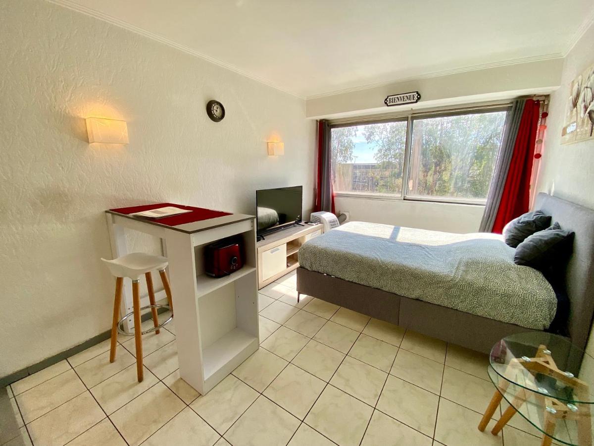 Château De L'etoile - Trés Beau - à 2 Min à Pied Des Plages Du Midi Appartement Cannes