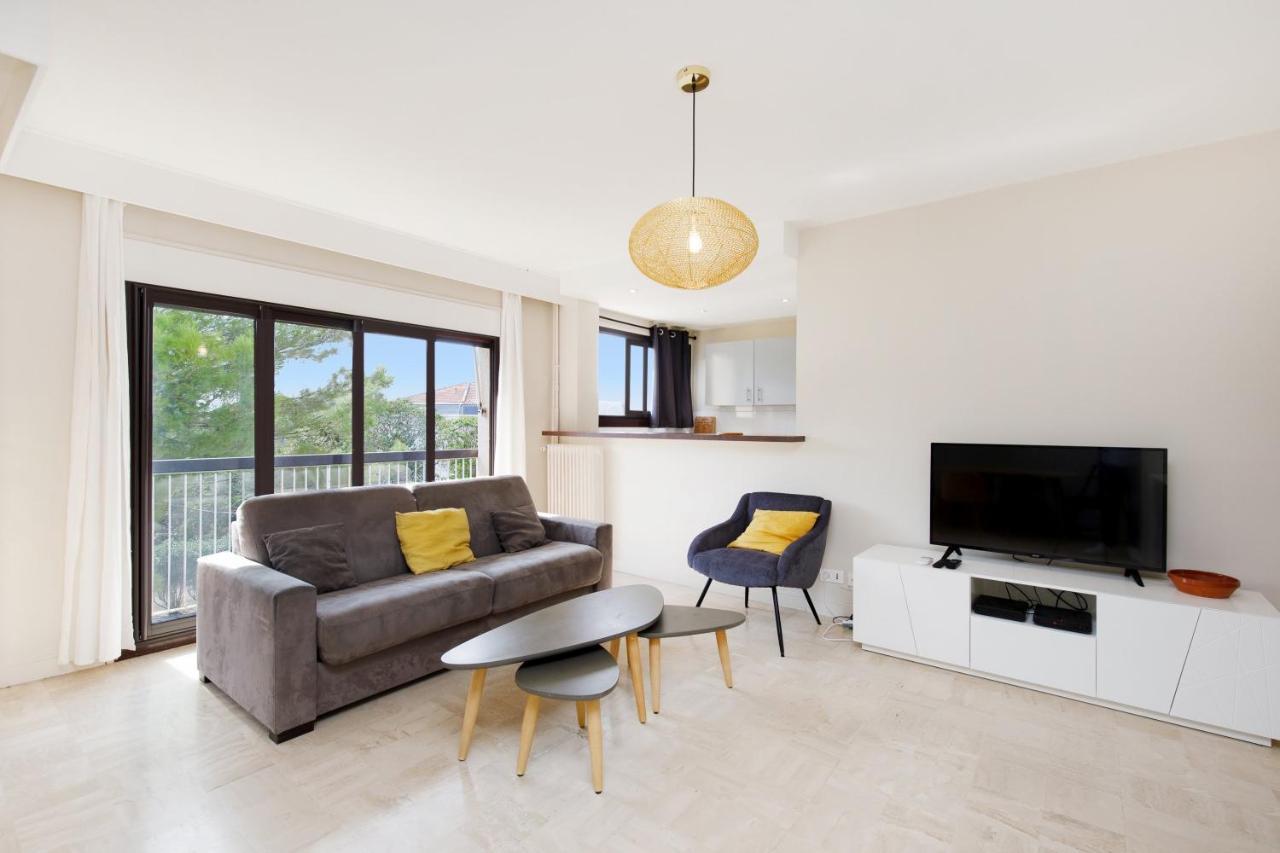 3p 71 M2 Avec Parking Gratuit A Apartment *