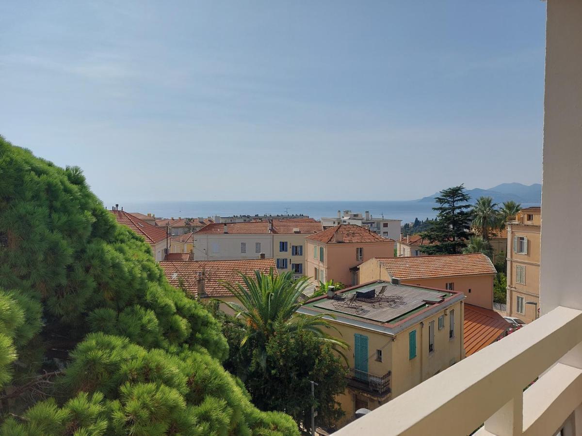Apartment Iris - Lumineux Avec Terrasse Et Vue Mer - Axelle Loc'appart Cannes