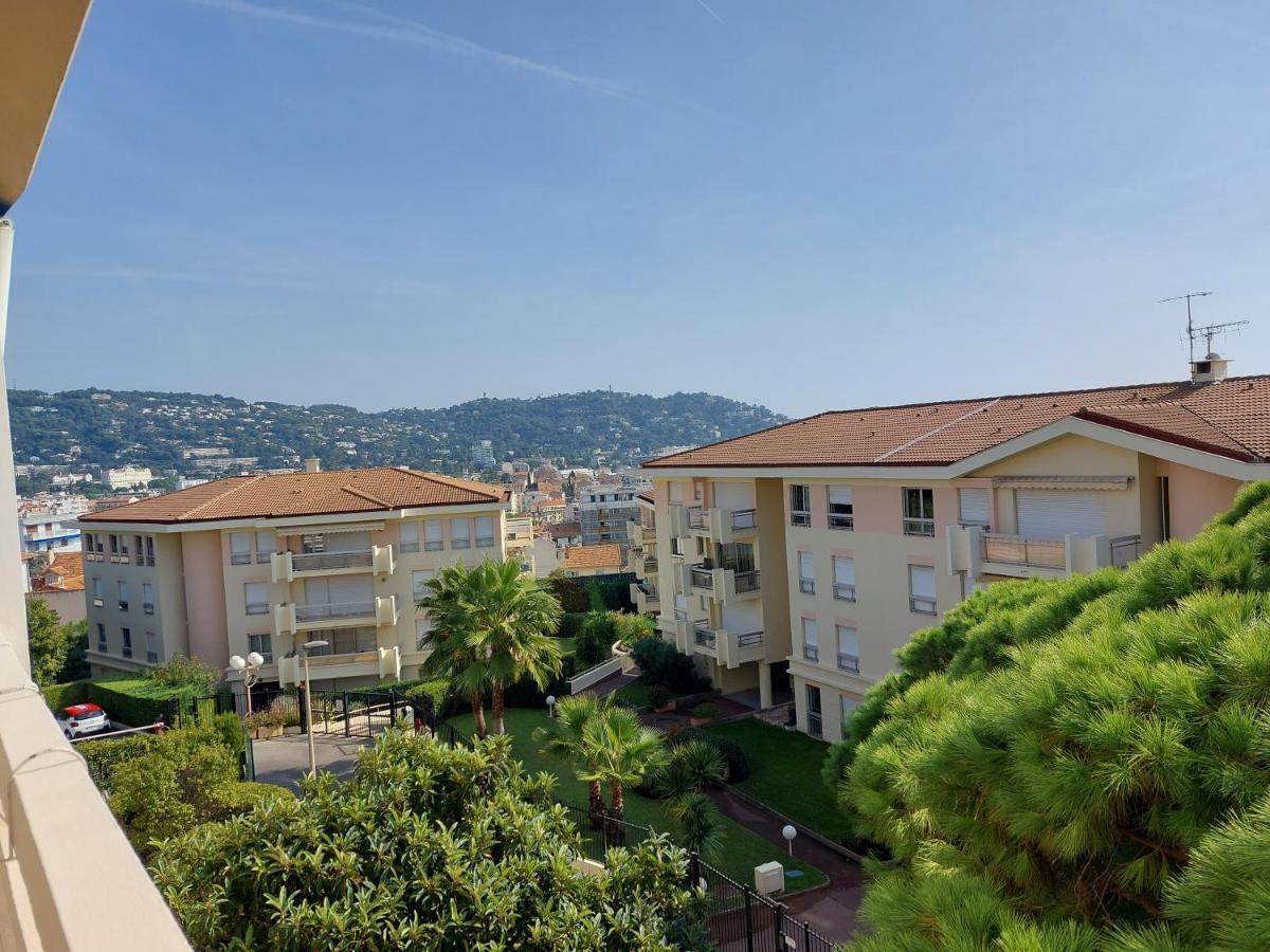 Apartment Iris - Lumineux Avec Terrasse Et Vue Mer - Axelle Loc'appart *