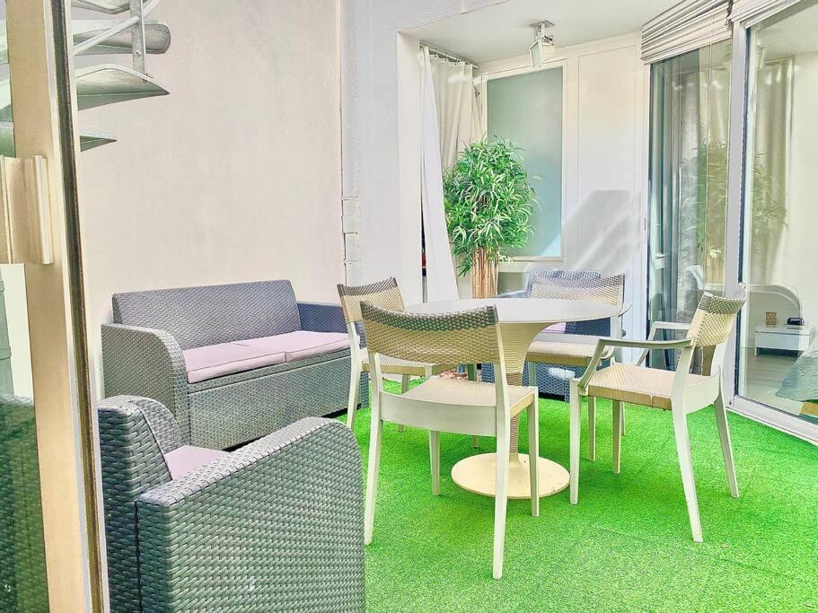 3 - 8b1 Apartment *