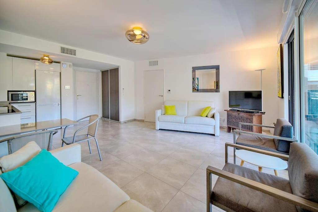 , Piscine, Terrasse, Proche Croisette Cannes