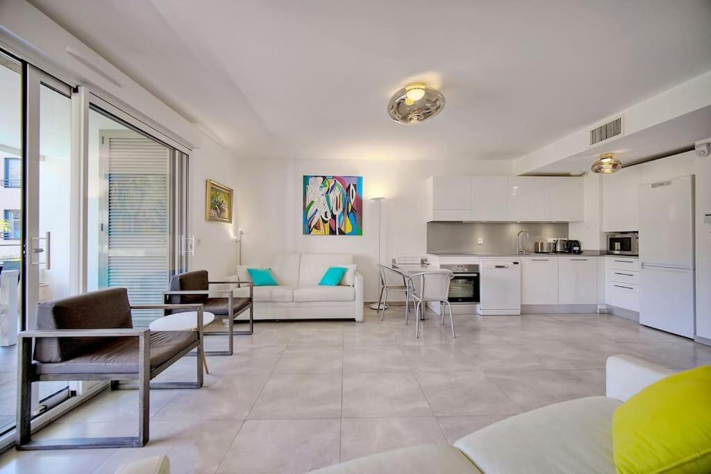 , Piscine, Terrasse, Proche Croisette Apartment