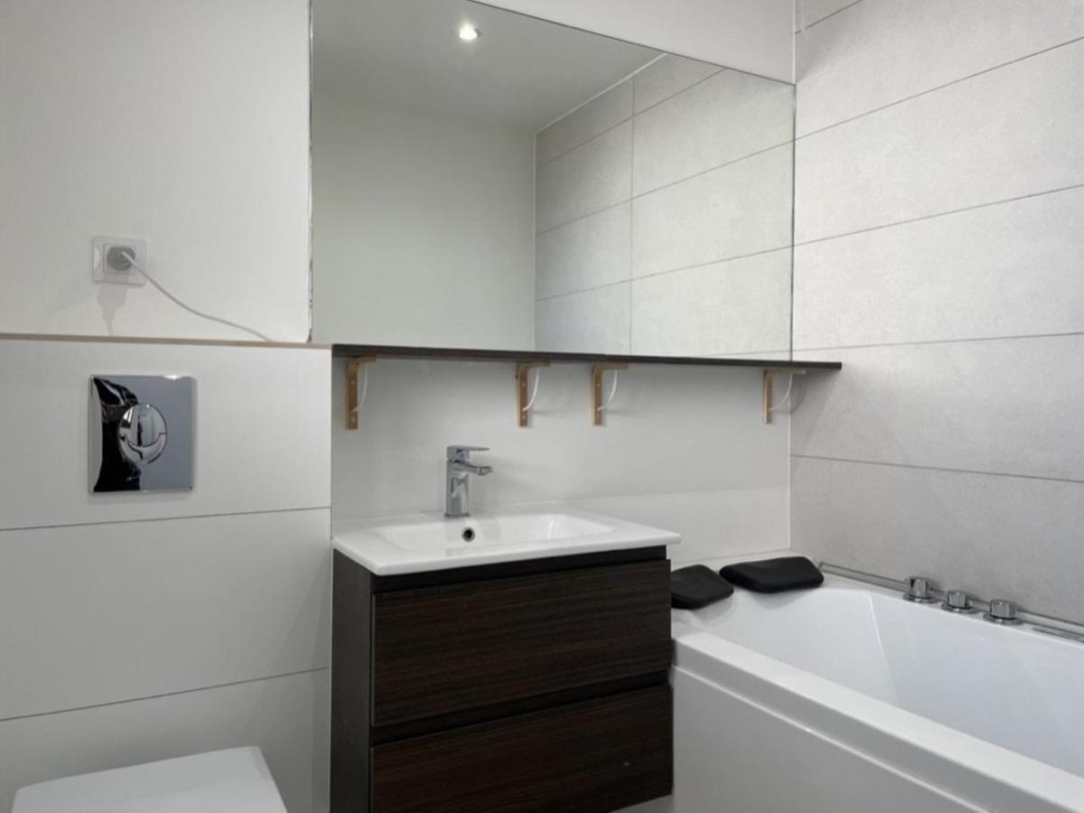 A La Bocca - Vue Mer, Piscines, Parking, 200m De La - Fr-1-609-74 Cannes
