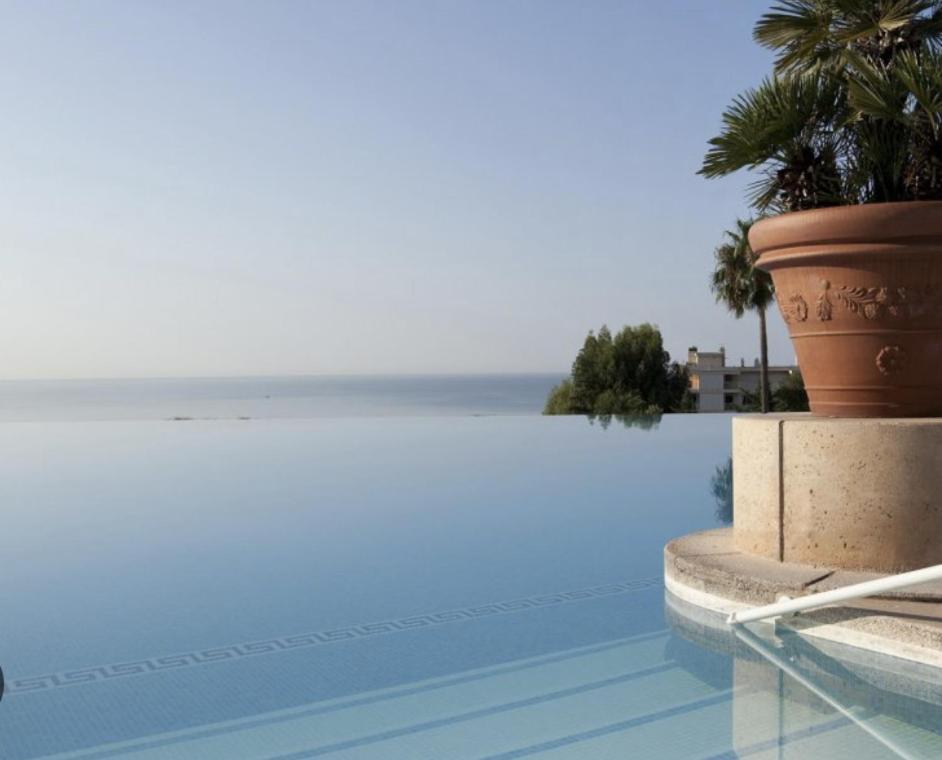 2 Pieces Vue Mer 4 Personnes Cannes