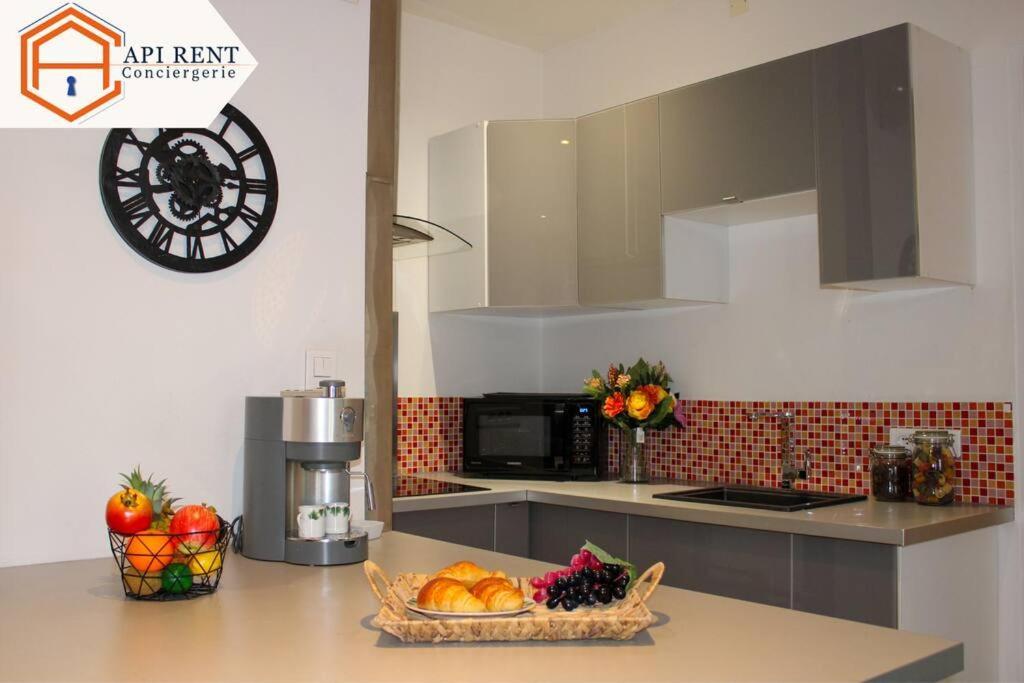Le Leon By Apirent #balcon #calme #climatisation #central