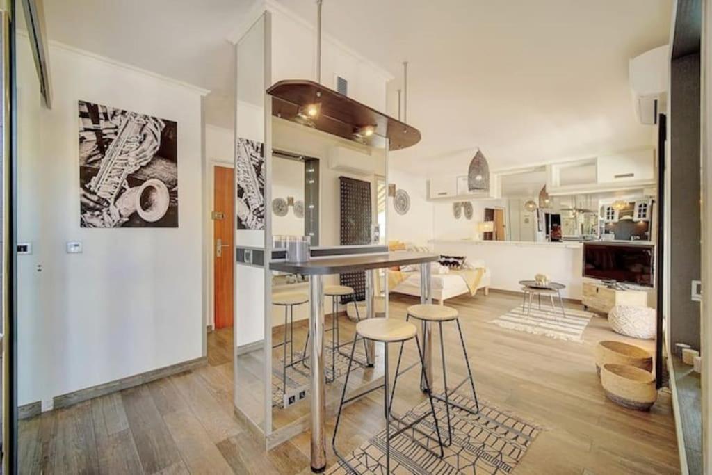 Beautiful 28m2 With Balcony Apartment