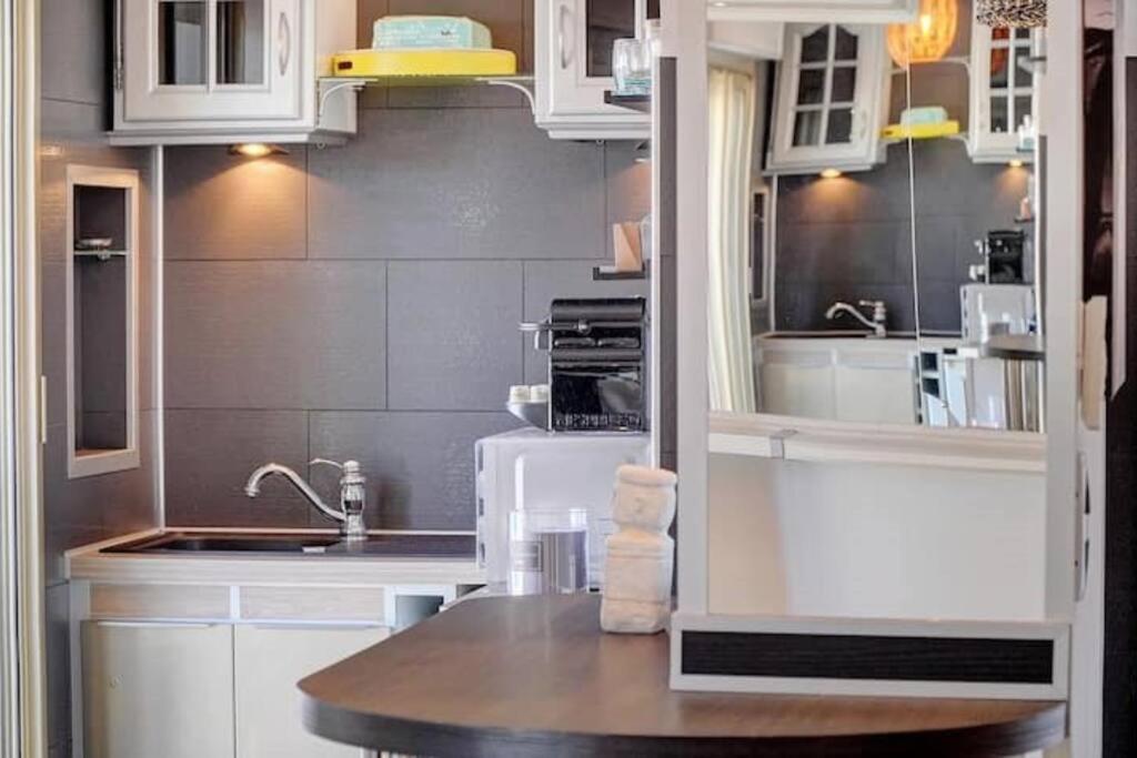 Beautiful 28m2 With Balcony Apartment *