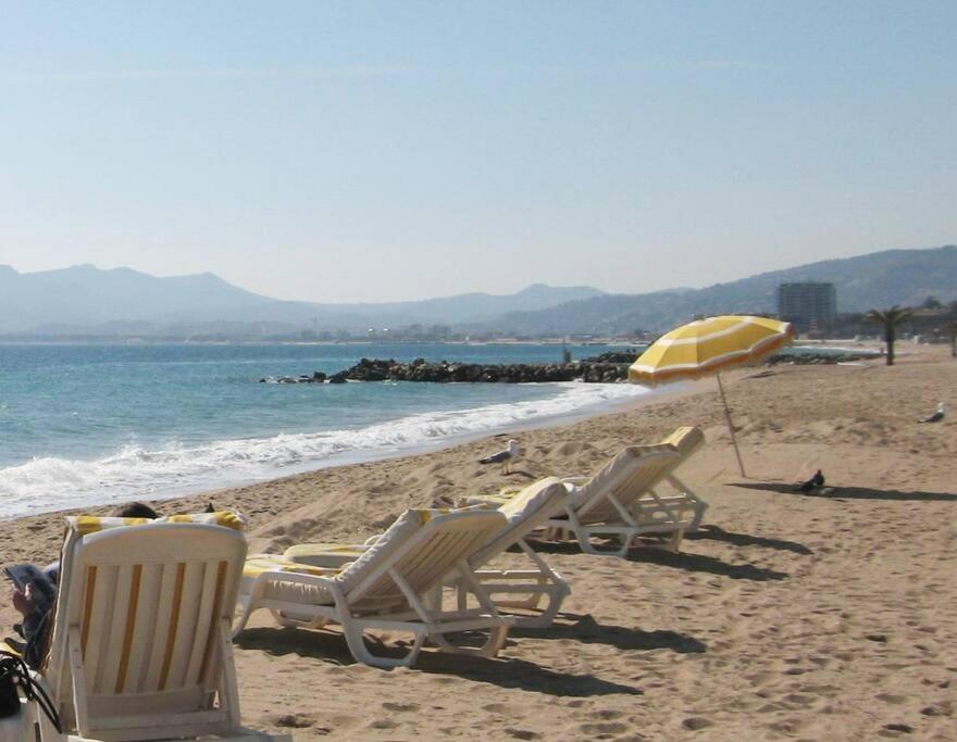 'petite-maison' A Droite Vieux Port Palais - 3 Ou 4 Ch - 4 Tv - 3 Sdd - 2 Wc Indpdts - Fibre - Pkgs * Cannes