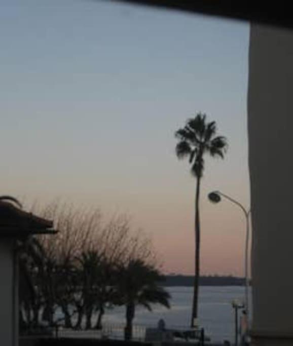 'petite-maison' A Droite Vieux Port Palais - 3 Ou 4 Ch - 4 Tv - 3 Sdd - 2 Wc Indpdts - Fibre - Pkgs Apartment