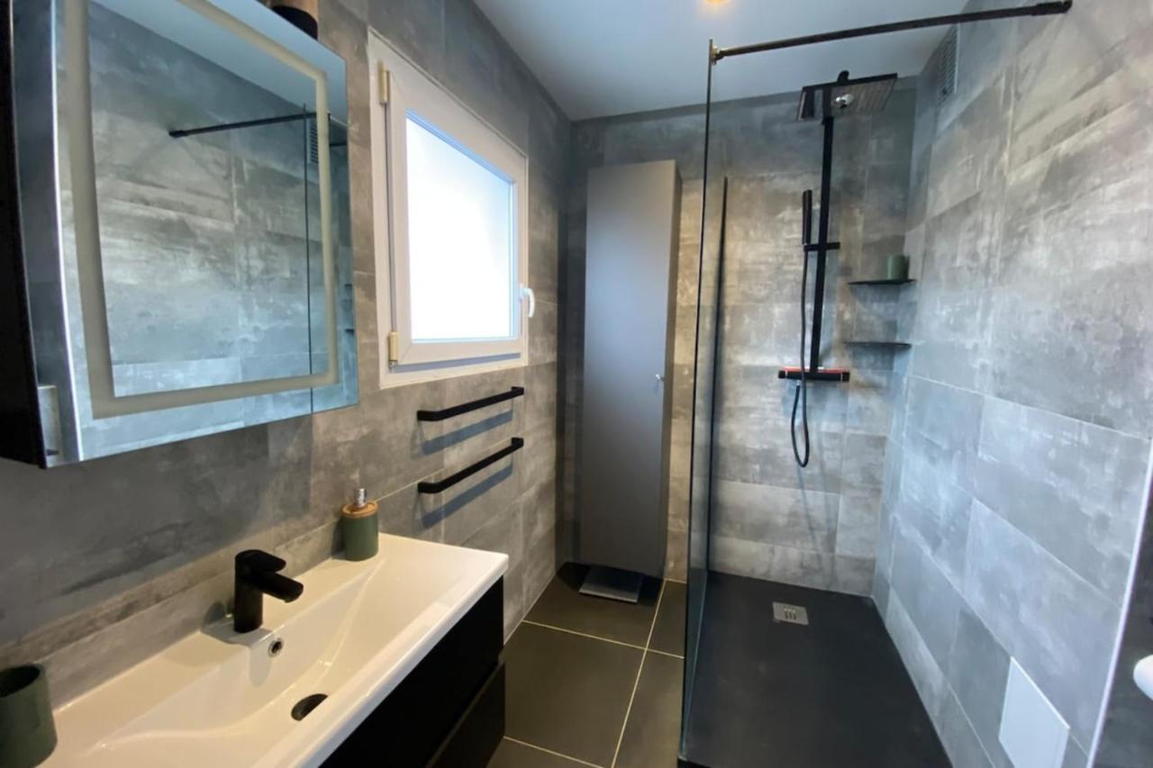 06az - With Terrace - 10min From Palais *