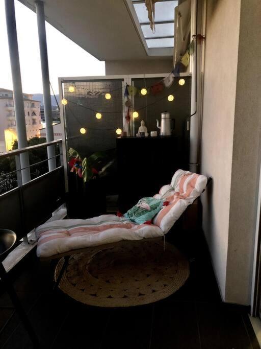 : Superbe Duplex Terrasse, A Pied Apartment