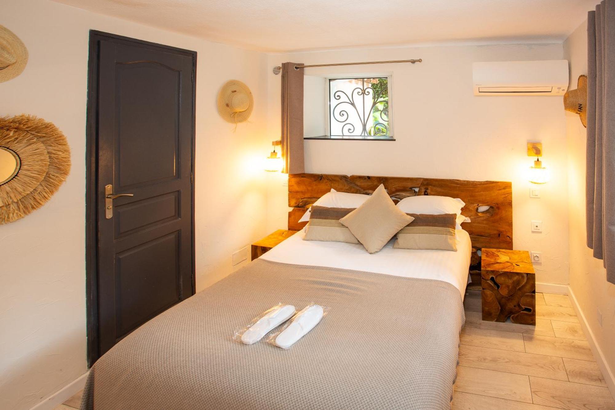 Hotel Claudia Centre - Parking Cannes