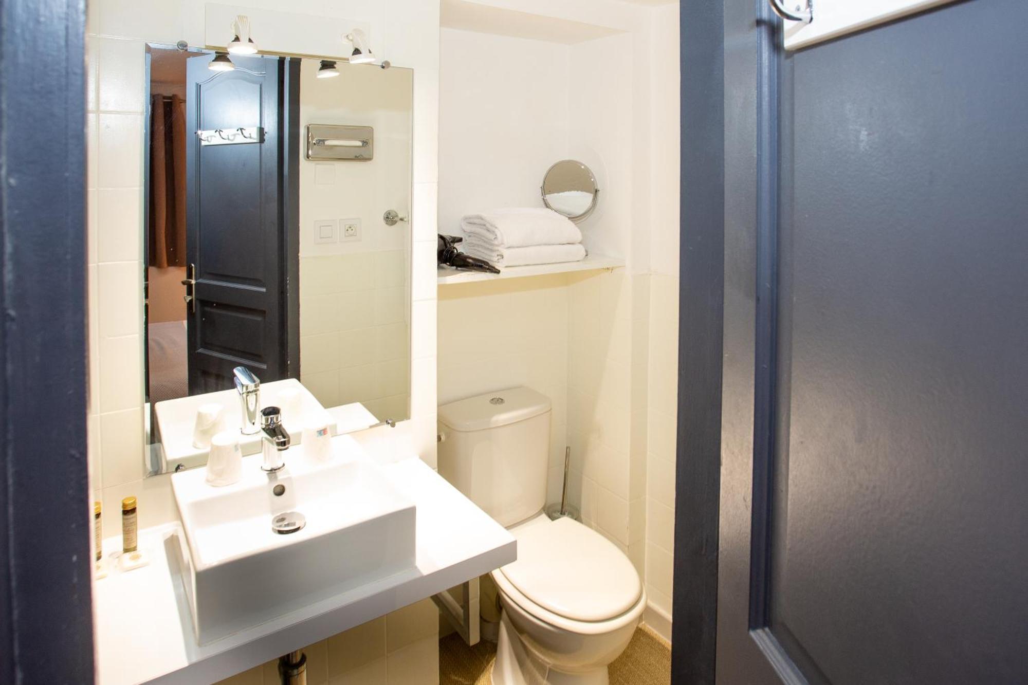 Claudia Centre - Parking 3* Cannes