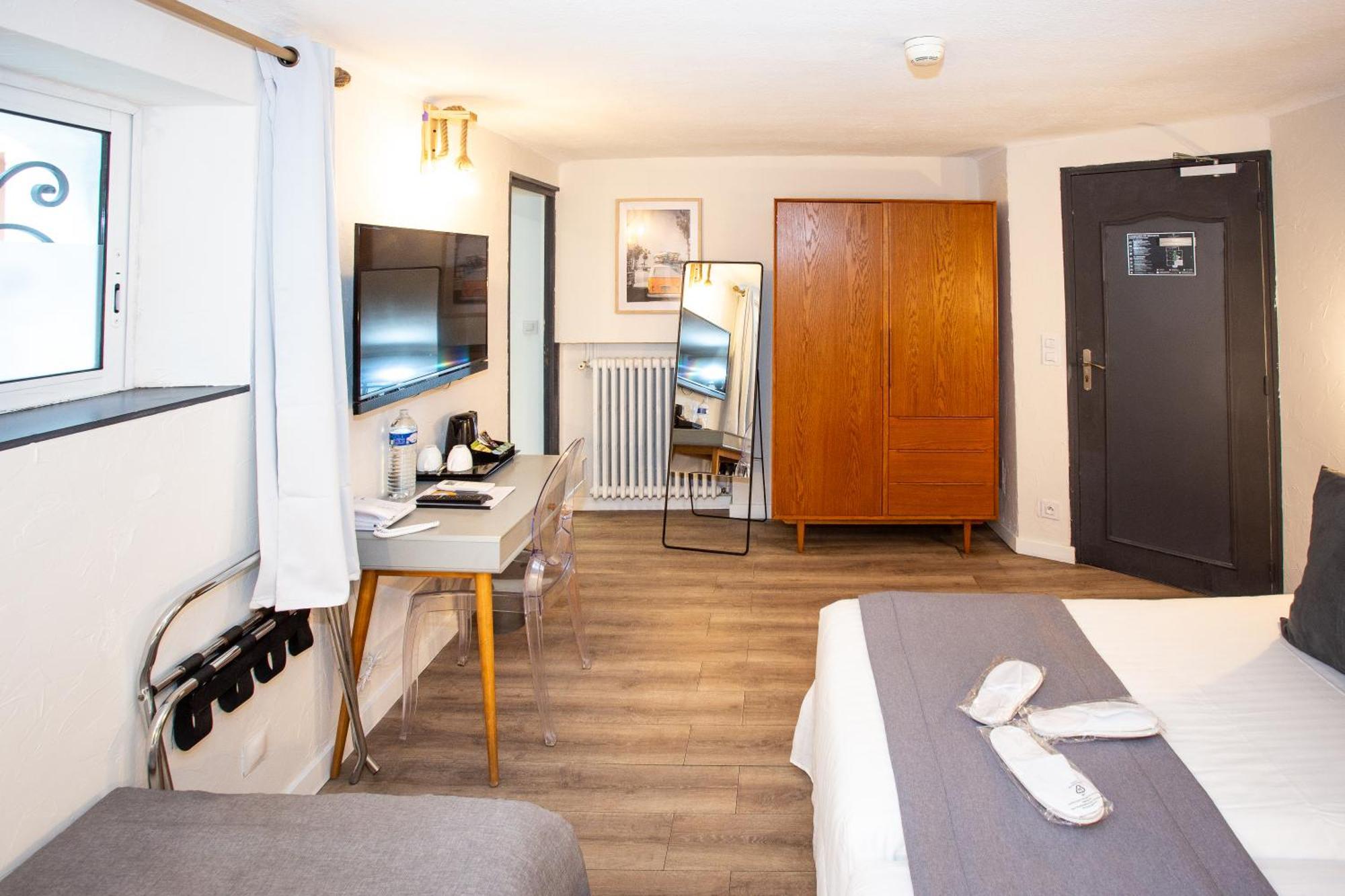 Hotel Claudia Centre - Parking 3*