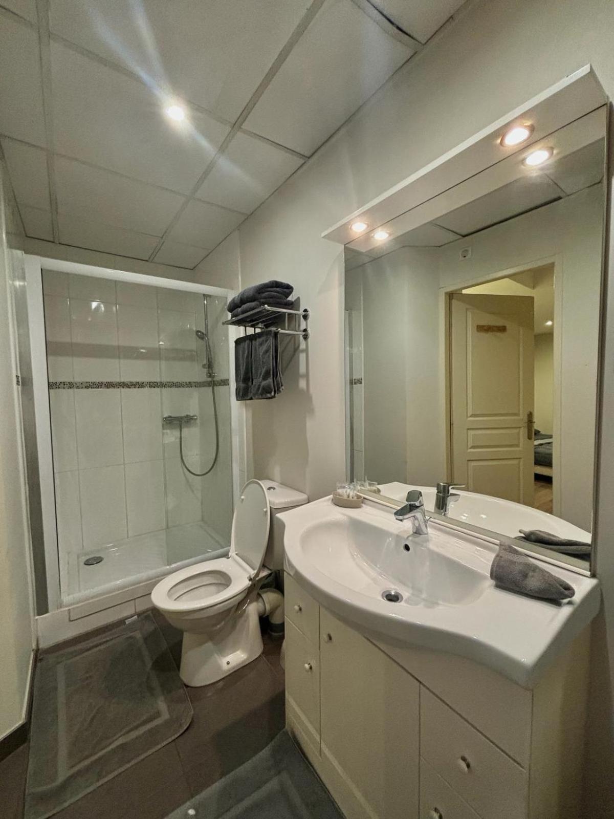 Gambetta Apartment